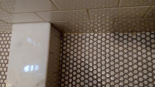 bath penny tile